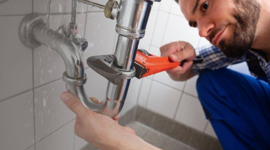 Professional same day plumber services in Henderson, IA